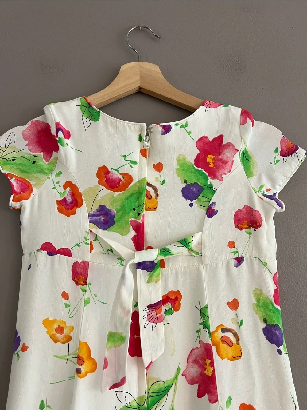 American Girl Girls Floral A-Line Dress White Watercolor Flower Print * Flaw